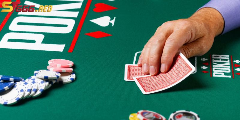 Chơi poker tại ST666 uy tín